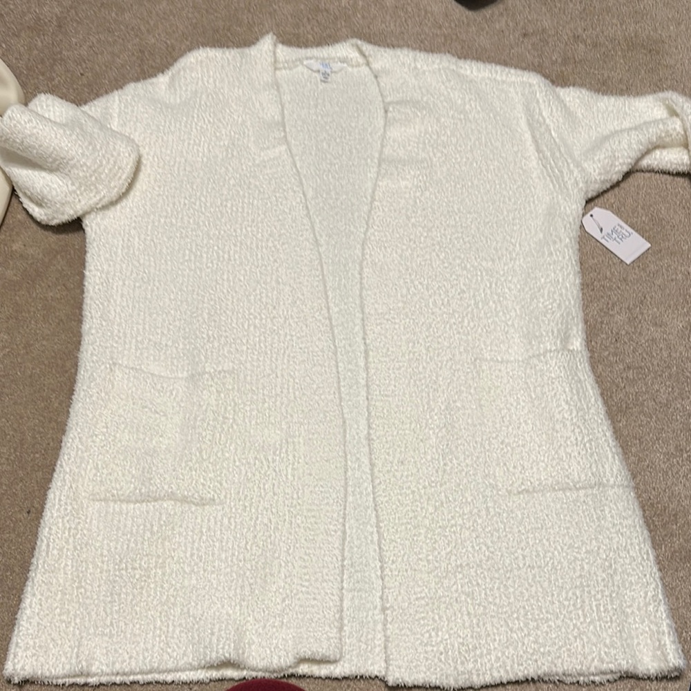 Time and Tru Women's winter white Cardigan Sweater